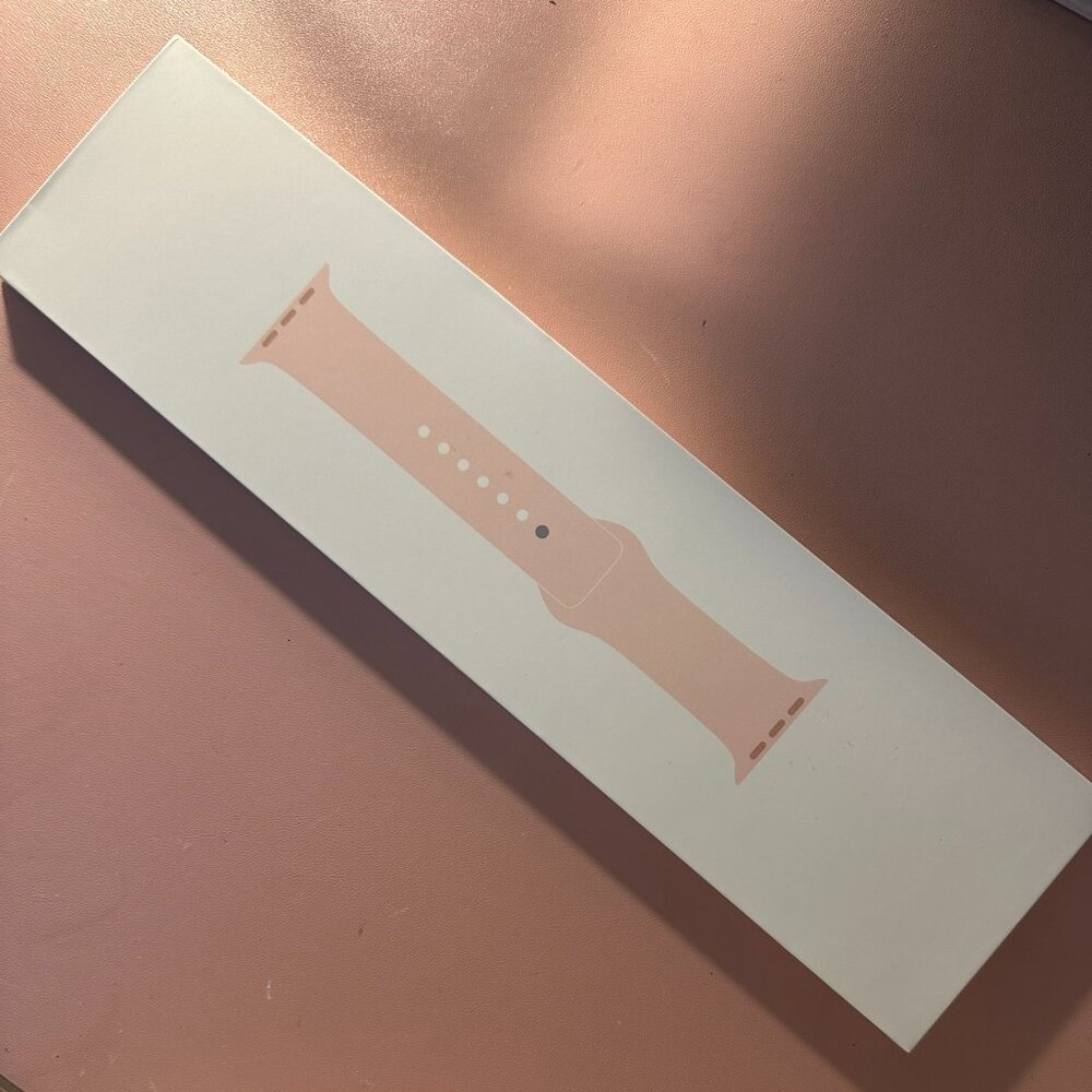 New. Apple Watch Pink Strap